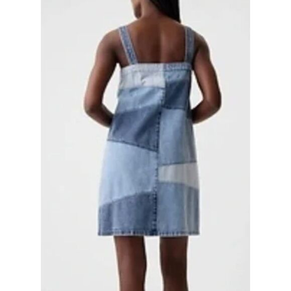 ~ GAP Small Boho Patchwork Denim Mini Dress Button Up 100% Cotton Light/Med/Dark - Picture 2 of 13